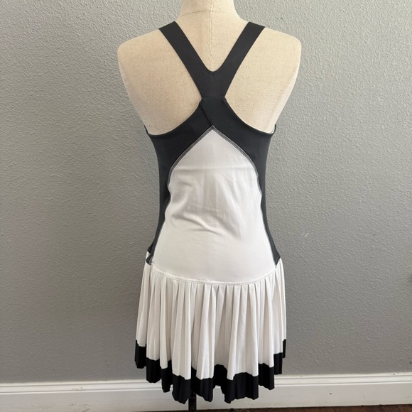 Adidas x Stella McCartney Tennis Dress Size Medium - Picture 7 of 7